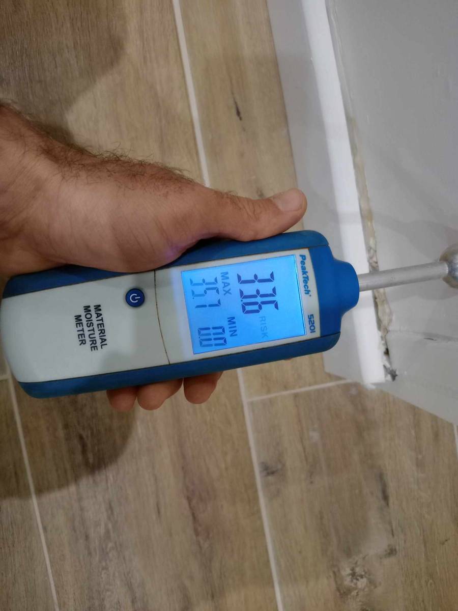 rechercher une fuite sur canalisation enterrée intérieure dans une maison individuelle à Méounes les montrieux à côté de Toulon Var