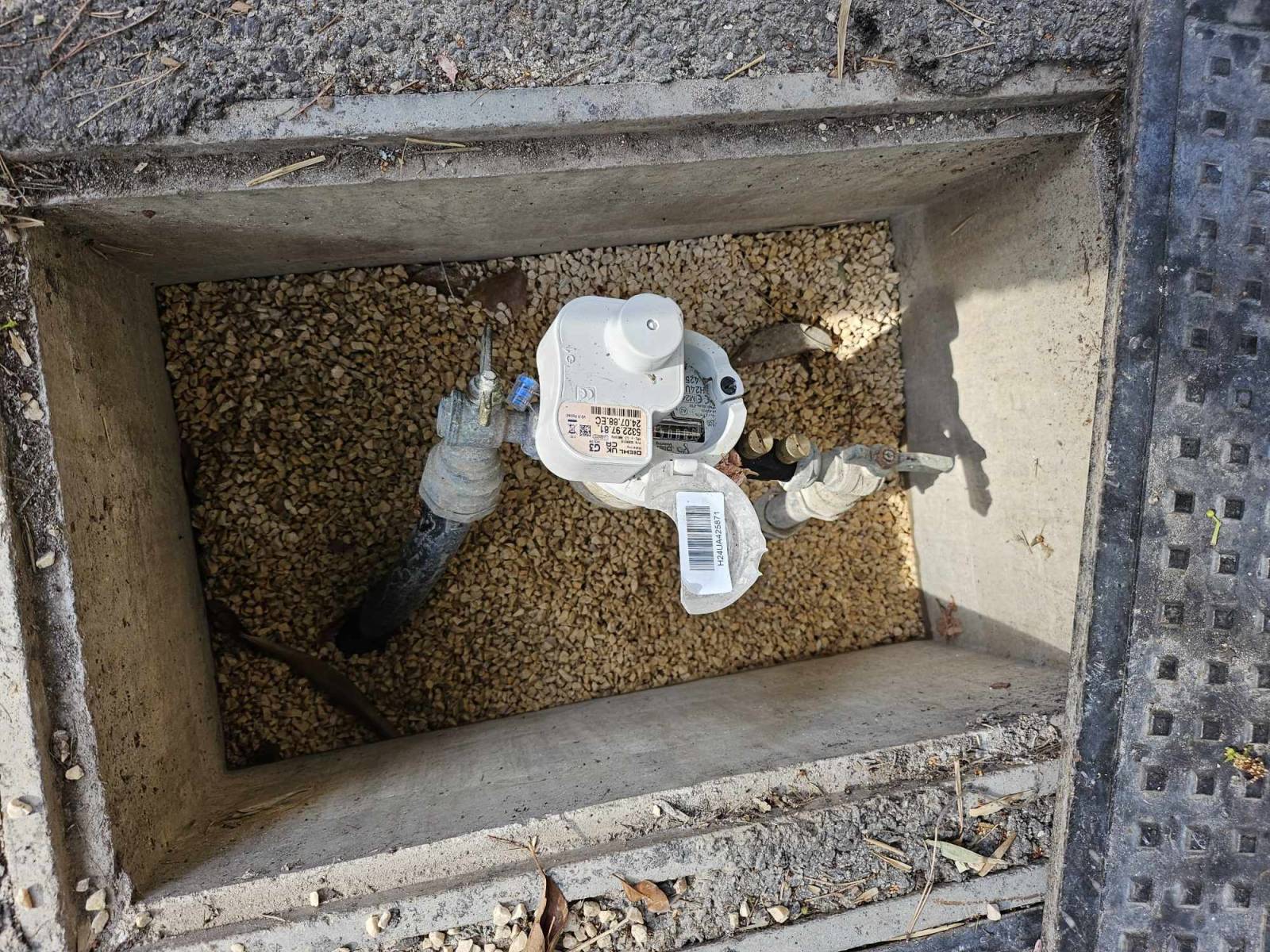 compteur d'eau de la villa sous regard