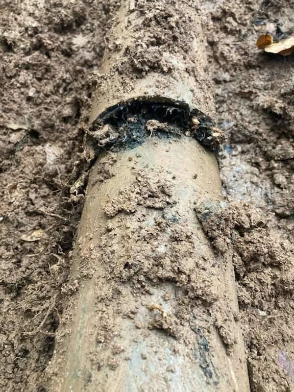 rechercher une fuite sur le réseau d’assainissement d’une villa à Pierrefeu à côté de Toulon Var