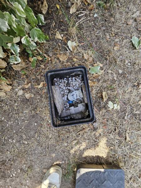 Compteur d'eau de la villa et fermeture pour introduction du gaz traceur