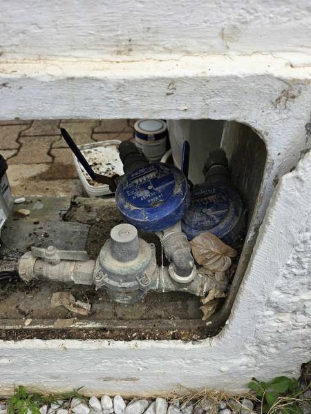 compteurs d'eau des deux logements